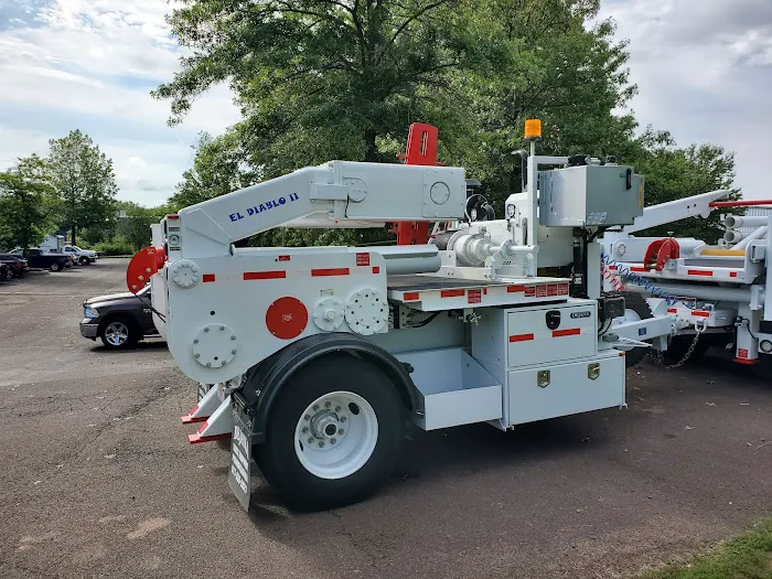 Dejana truck equipment 3