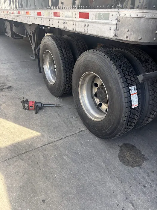 DD&A Truck tire repair 0