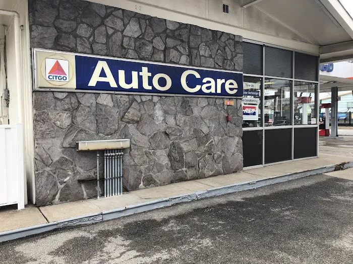 Oak Park Auto Repair & Gas Station 1
