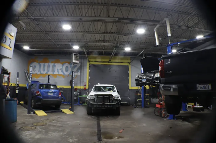 Quiroz Auto Center 8