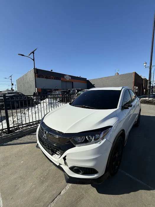 Quiroz Auto Center 4