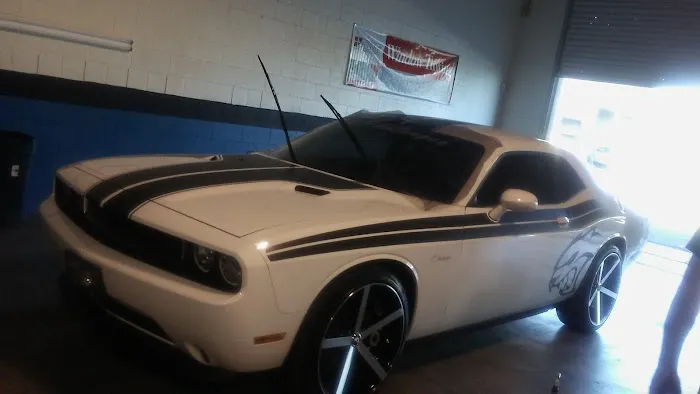 Rios Auto Center 8