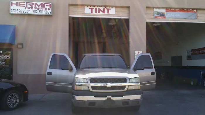 Rios Auto Center 7