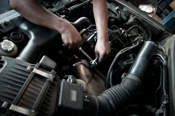 Sal's Auto Shop 8