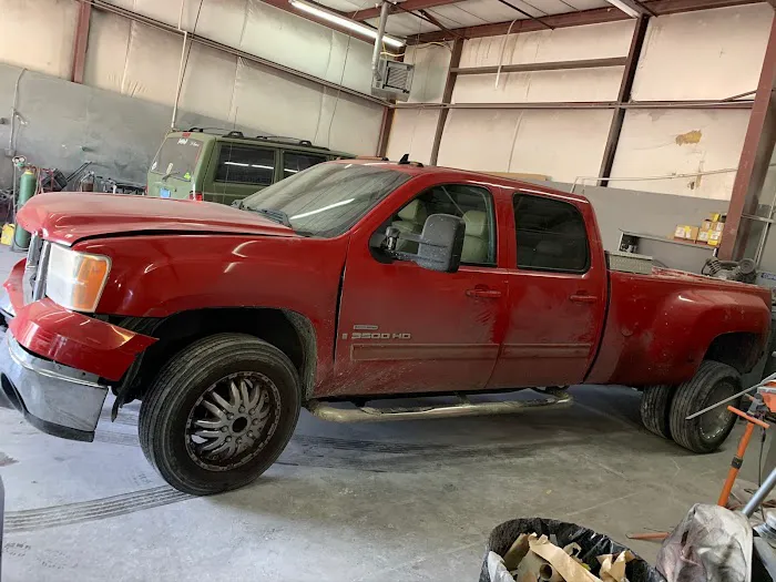 Solutions Auto Body 0