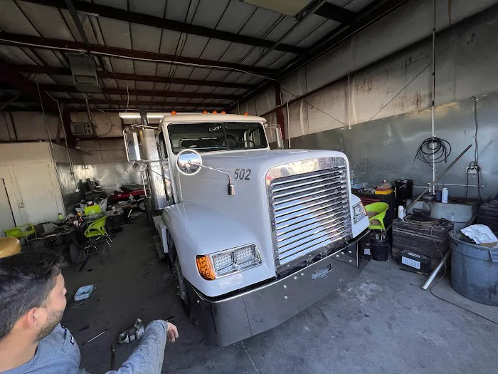 Solutions Auto Body 2