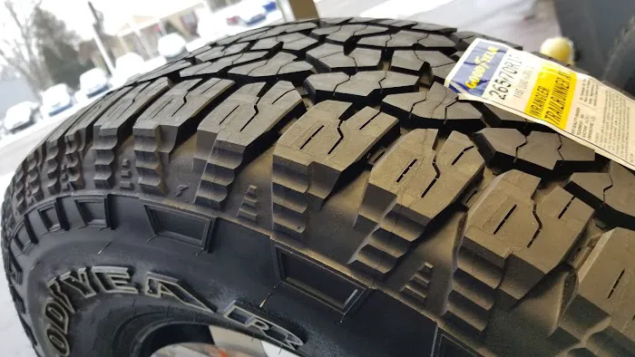 Flynn's Snyder Tire & Auto Service 7