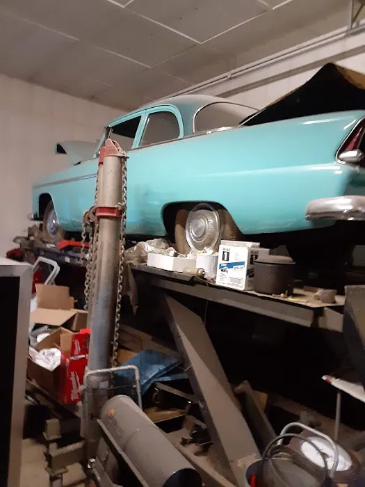 Country Garage 0