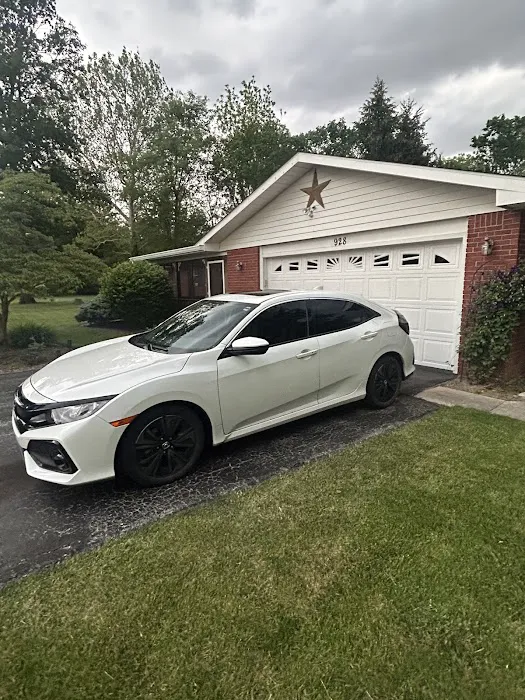 Kyree's Window Tinting & Films 4