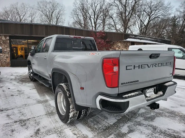 Dominion Chevrolet Auto Repair Shop 3