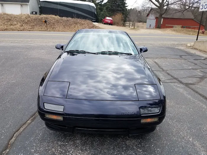 Rocky's Body Shop LLC 3