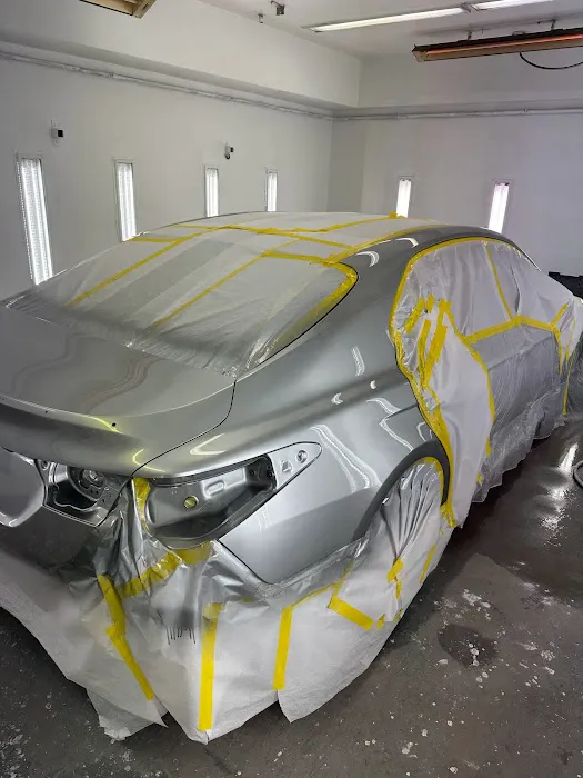 Lawless Auto Body LLC 4