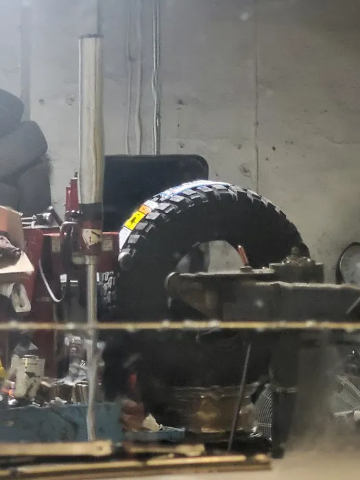 New Lake Tire 0