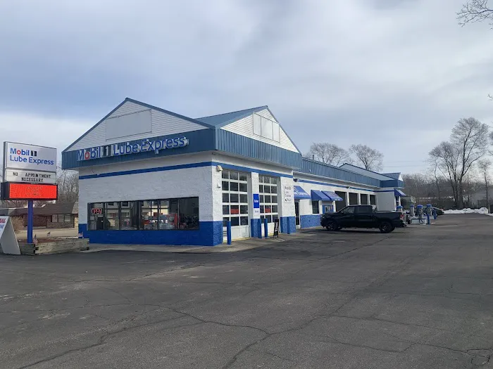 Mobil 1 Lube Express & Auto Wash Of Niles 5