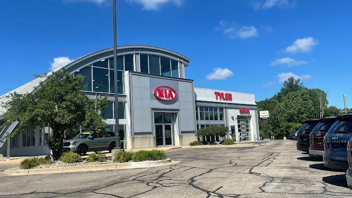 Tyler KIA Service Center 2