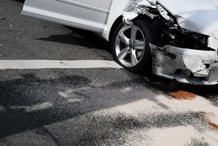 Superior Collision & Paint Inc 1