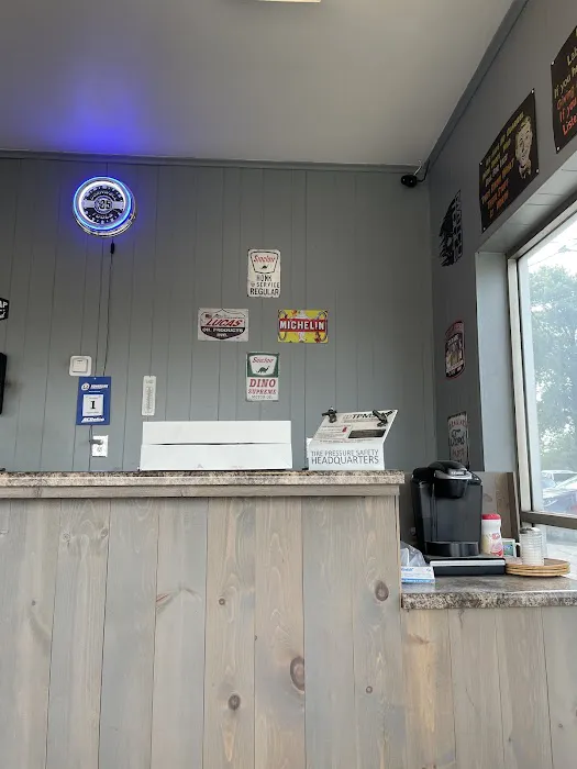 Norm's Point Service 0