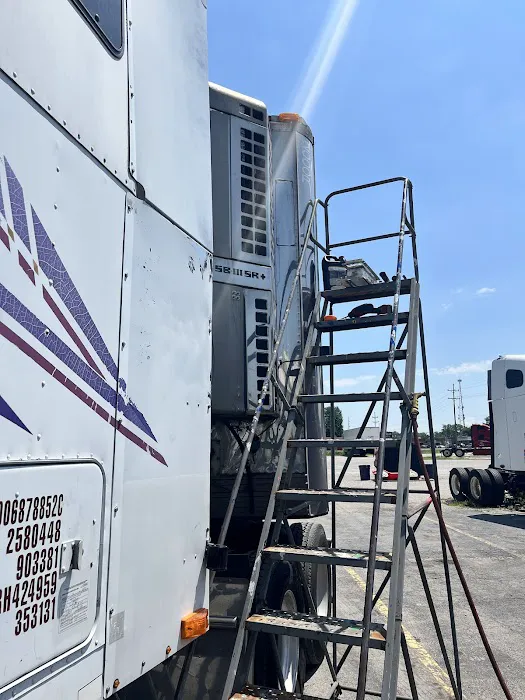 Lalos Diesel Truck Repair 4