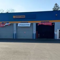 Chuck's Garage Lansing ico
