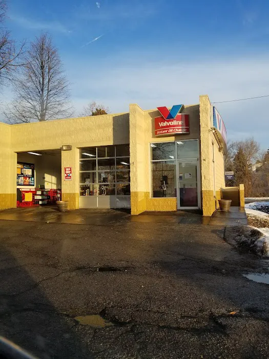 Valvoline Instant Oil Change 1