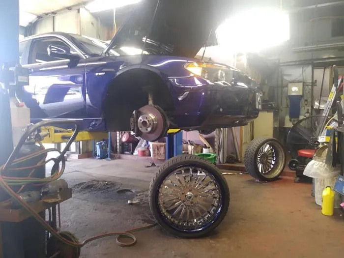 Lansing Car Care Center 6