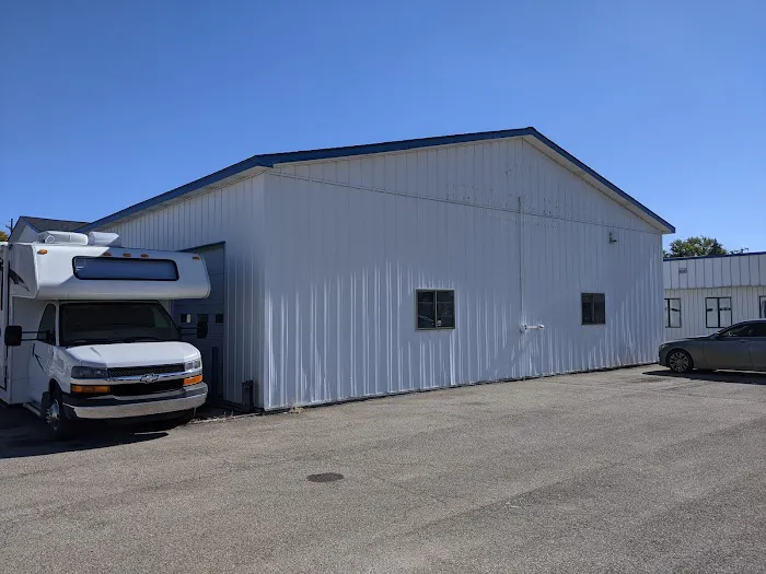 Broadmoor Motors Auto Body 2