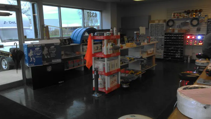 Road Equipment Parts Center 0