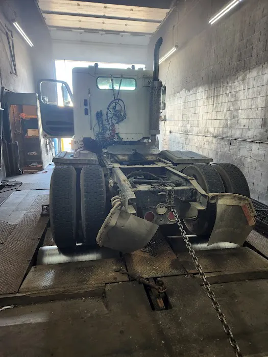 Accurate Truck Repair 4