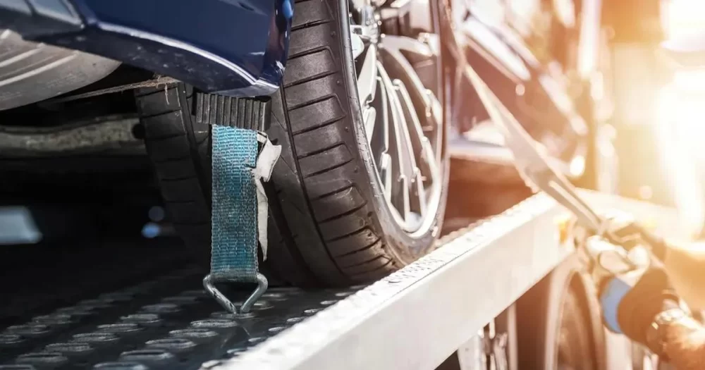 How to Find Towing Companies with Insurance Coverage: Safe and Reliable Towing Choices