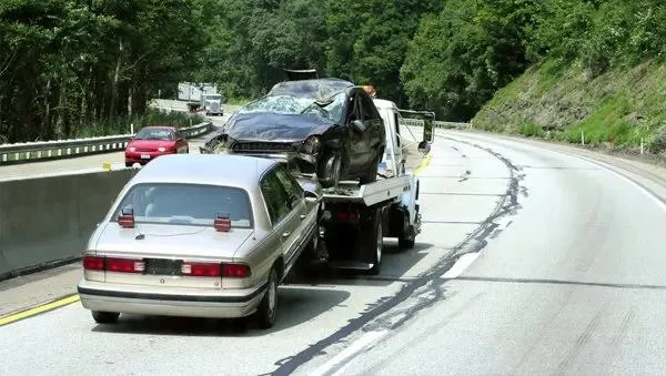 How to Find Reliable Towing Help on Highways Near You in the USA