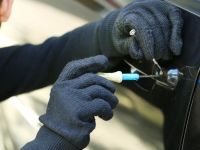 How to Handle a Car Lockout Situation: Quick Steps to Regain Access