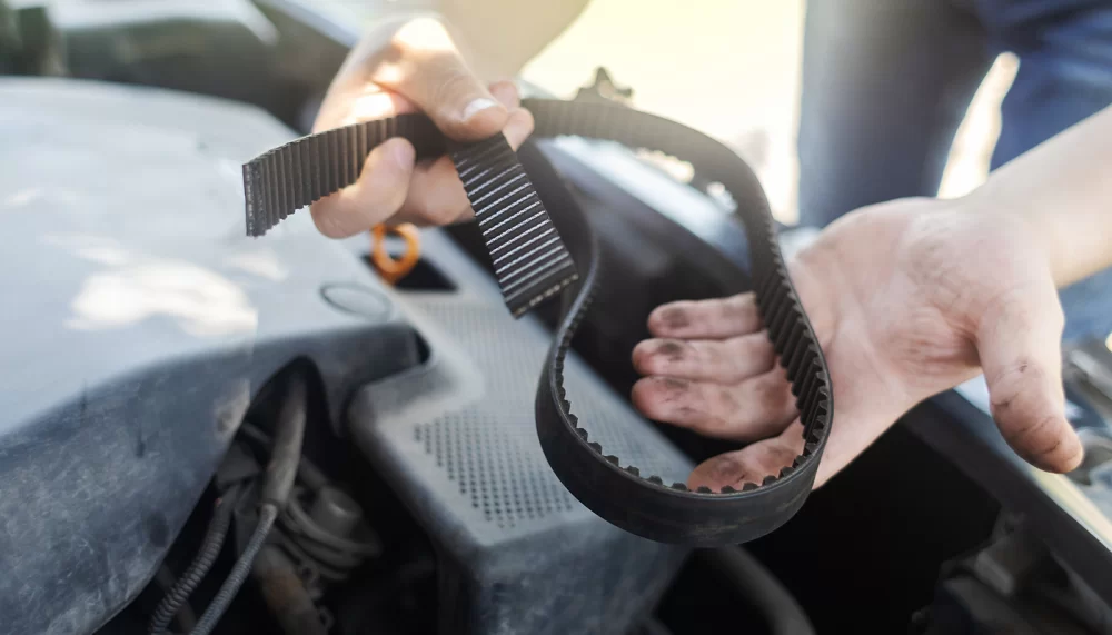 When to Replace Your Car’s Timing Belt: Key Signs and Tips for Maintenance