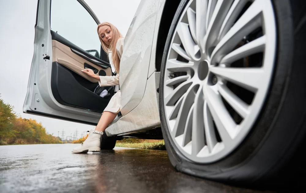 Best Flat Tire Service for Cars and Trucks: Reliable Tire Assistance When You Need It Most