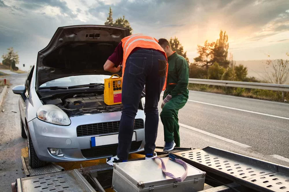 Top Roadside Assistance Providers for Truck Drivers: Best Services in the USA