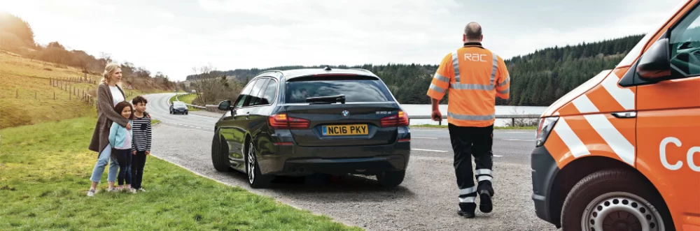Essential Guide to Towing Heavy Vehicles Safely for Every Situation