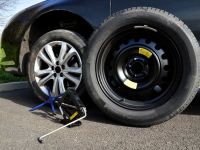 How to Handle a Flat Tire with No Spare: Practical Solutions and Tips