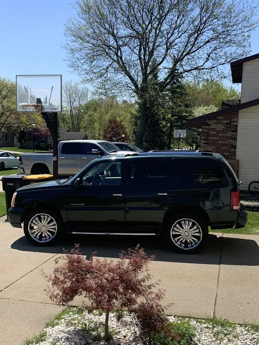 Dykstra's Auto - Kentwood 1