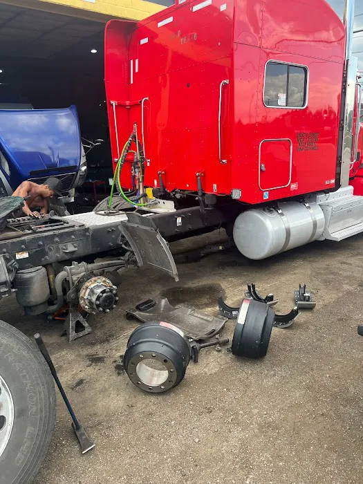 Delta Freight Semi Truck & Trailer Repair 2