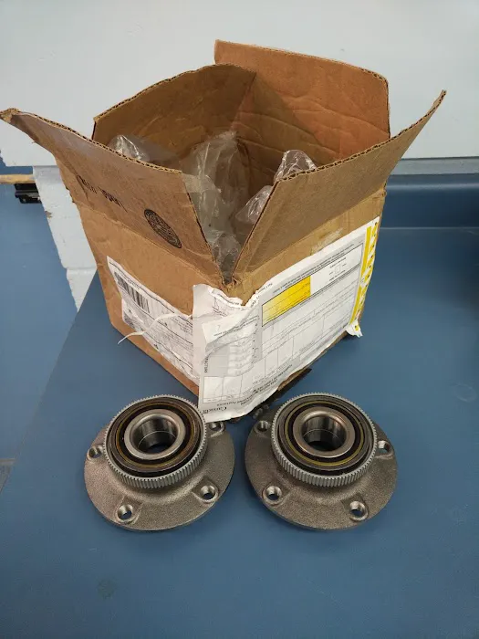 Detroit Axle 8