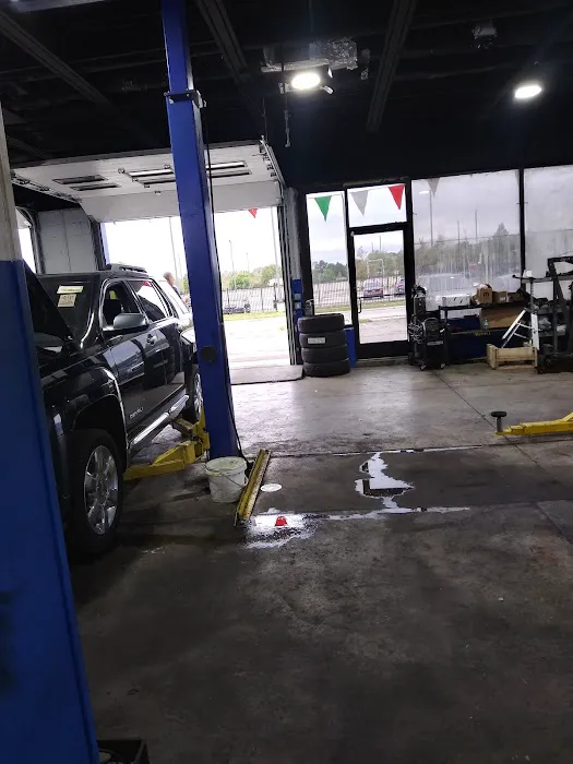 M&B QUICK LUBE AUTO SERVICE 4