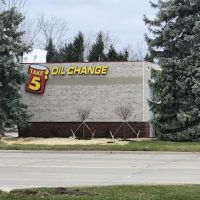 Take 5 Oil Change