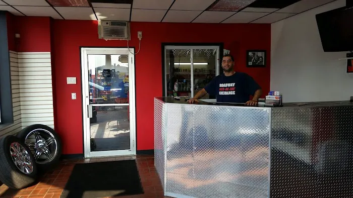 Roadway Auto Center - Auto Repair, Tires, & Oil Change 8