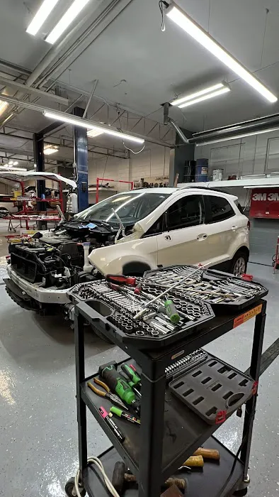 Autohaus Collision 3