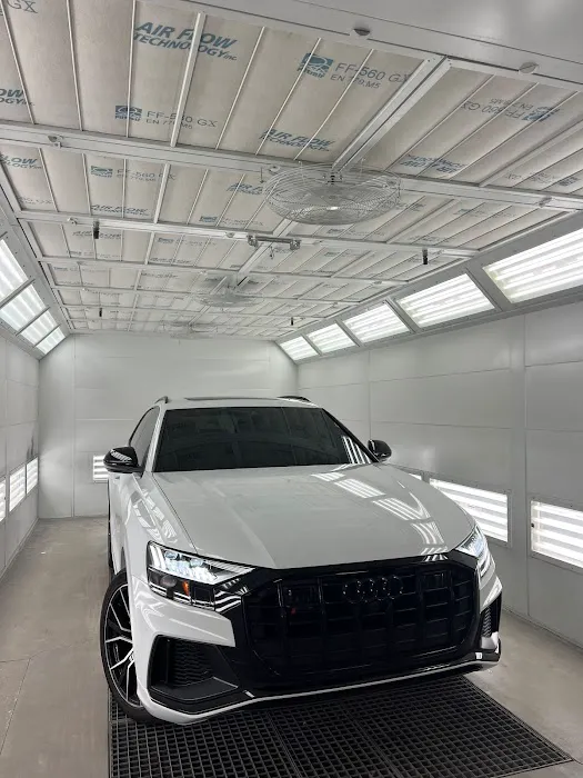 Autohaus Collision 6