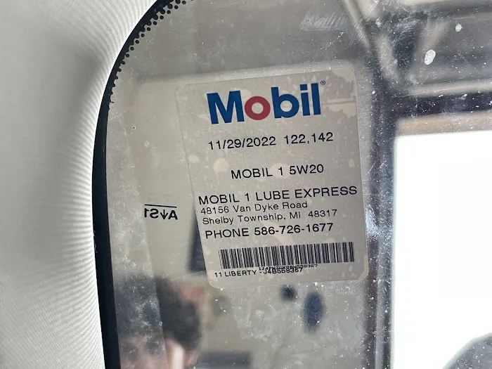 Mobil 1 Lube Express 4