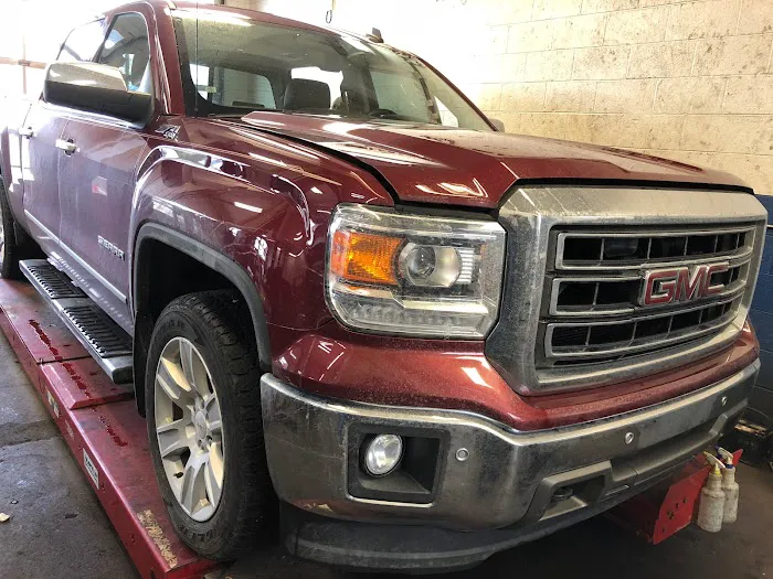 Jay's Automotive 0