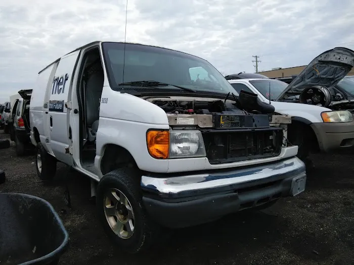 US Auto Supply of Sterling Heights 8