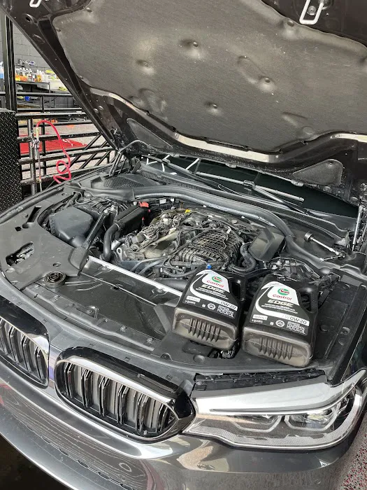 Zazz Garage Oil Change Centers 1