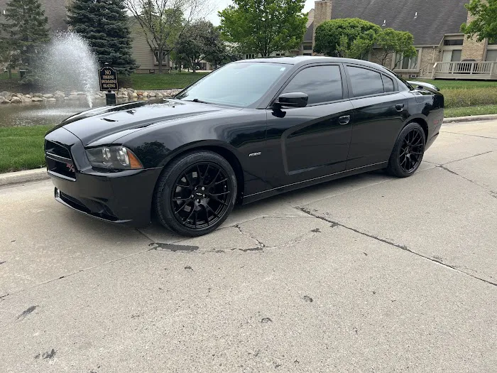 Ray's Auto Sales Tires 0