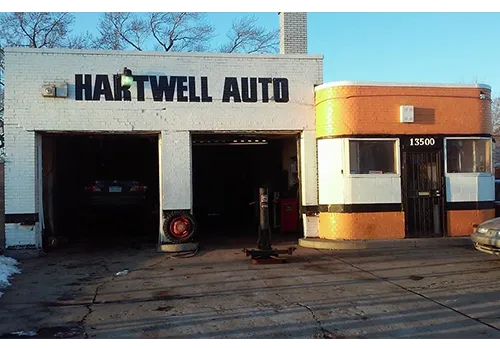 Hartwell Auto 6